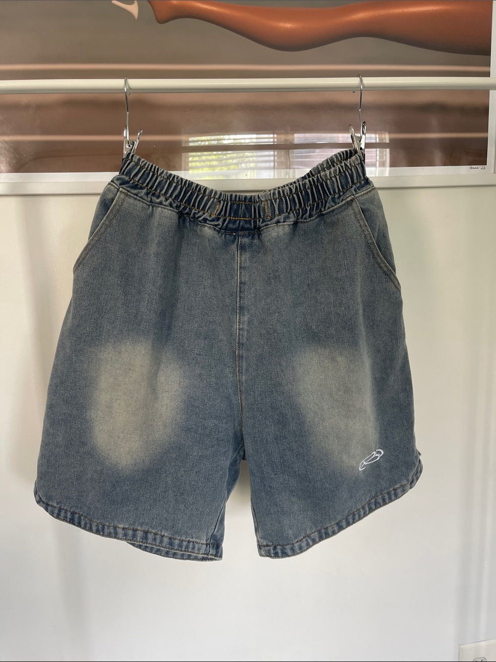 Men's Washed Blue Denim Elastic-Waist Shorts
